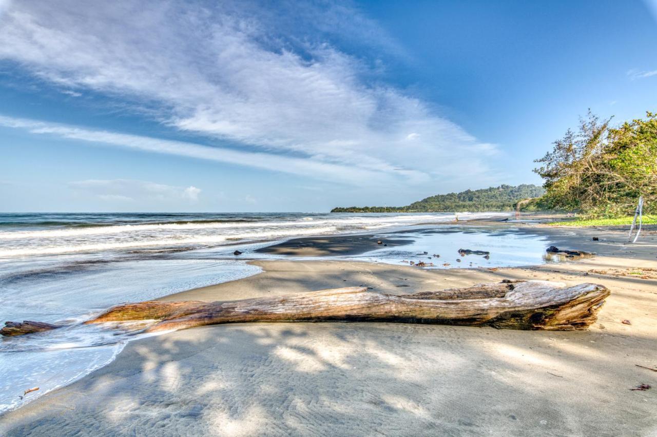Yoshi'S On The Beach Cahuita Exterior foto